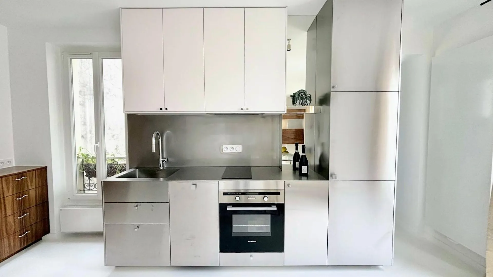 Modern & Charming Design - Near Pere Lachaise *