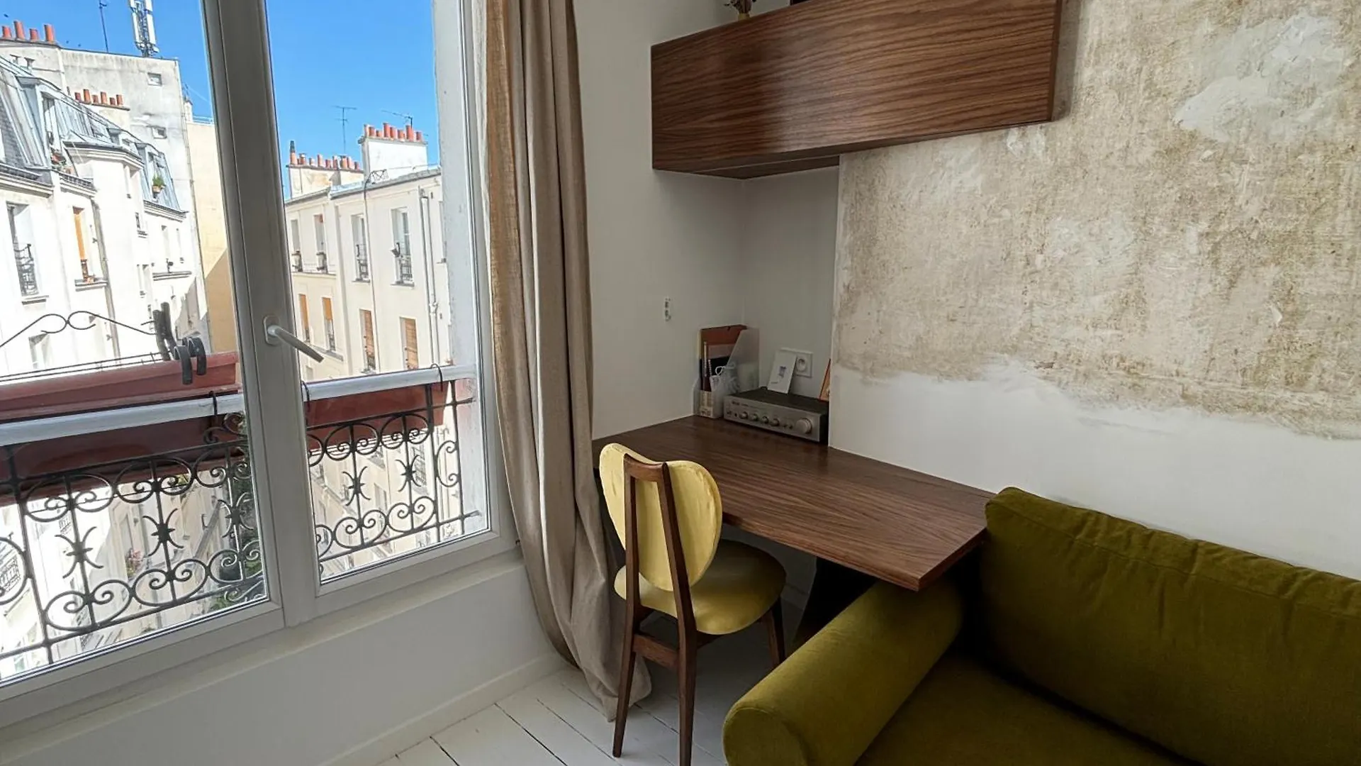 Modern & Charming Design - Near Pere Lachaise Apartment
