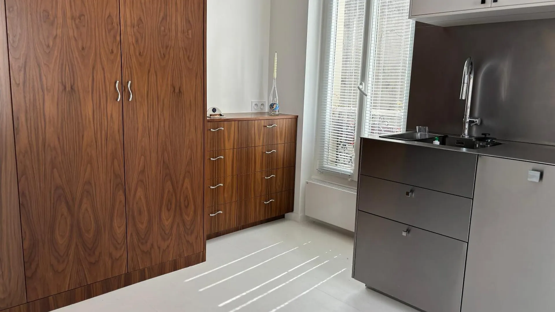 Modern & Charming Design - Near Pere Lachaise Apartment